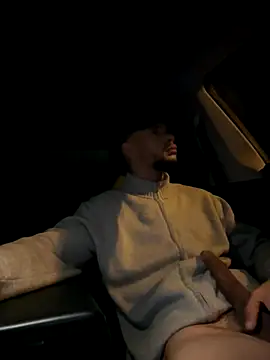 Snapshot of Lionayowe chatting on 11/08/25, 05:18 Lionayowe online show from 11/08/25, 05:18