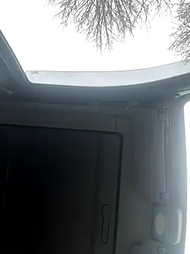 Snapshot of Lionayowe chatting on 11/19/25, 10:59 Lionayowe online show from 11/19/25, 10:59