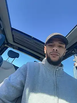 Snapshot of Lionayowe chatting on 04/23/26, 03:03 Lionayowe online show from 04/23/26, 03:03