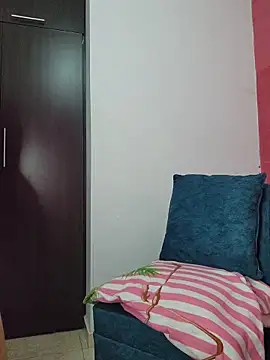 lissglow online show from 11/25/25, 10:21