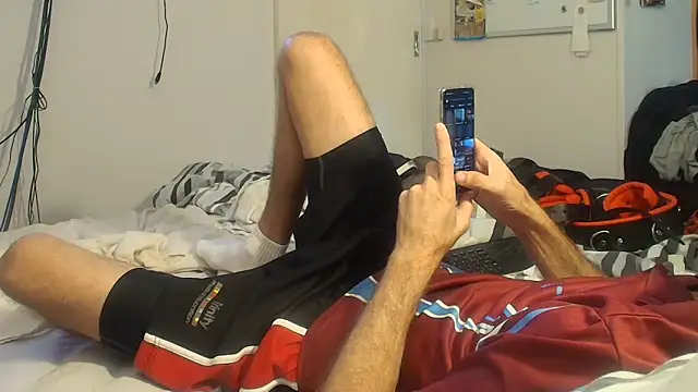 Snapshot of midnight0069 chatting on 12/21/24, 10:08 midnight0069 online show from 12/21/24, 10:08