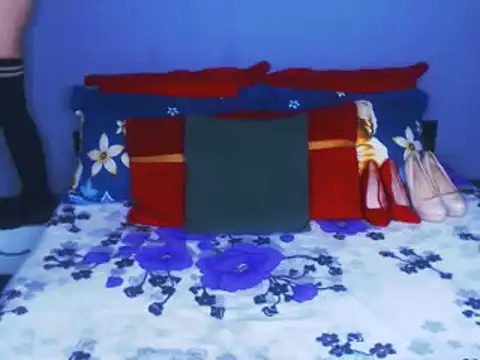 Snapshot of mira90dirty chatting on 03/29/26, 08:25 mira90dirty online show from 03/29/26, 08:25