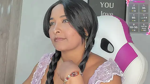 paola ih online show from 12/17/24, 02:22