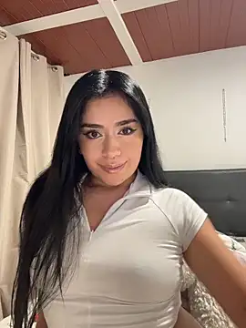 Snapshot of Aura_Owl chatting on 03/14/26, 04:18 Aura Owl online show from 03/14/26, 04:18