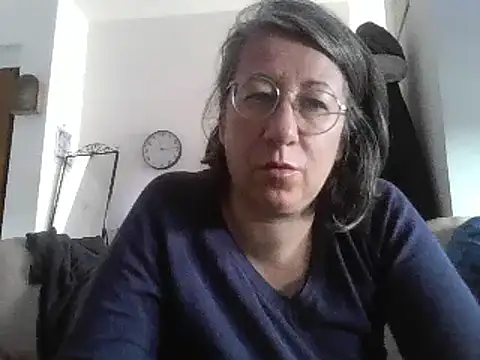 Snapshot of milkarock chatting on 03/10/25, 10:15 milkarock online show from 03/10/25, 10:15