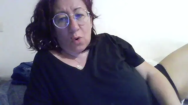 Snapshot of milkarock chatting on 05/01/26, 08:02 milkarock online show from 05/01/26, 08:02