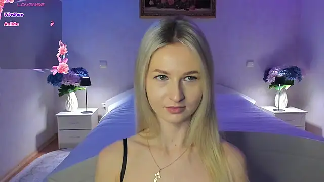 Snapshot of AnnaCarrera chatting on 02/28/26, 07:37 AnnaCarrera online show from 02/28/26, 07:37