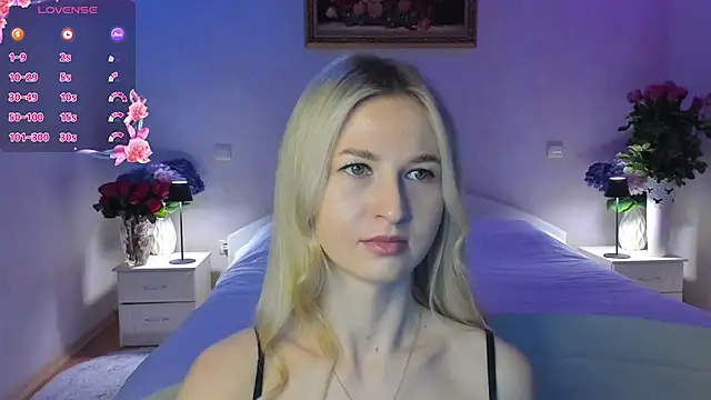 Snapshot of AnnaCarrera chatting on 03/07/26, 09:01 AnnaCarrera online show from 03/07/26, 09:01