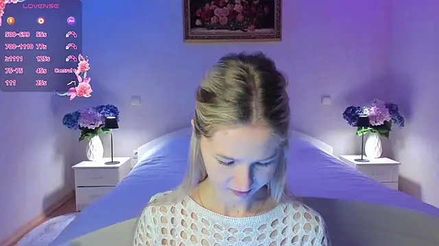 Snapshot of AnnaCarrera chatting on 04/14/26, 08:37 AnnaCarrera online show from 04/14/26, 08:37