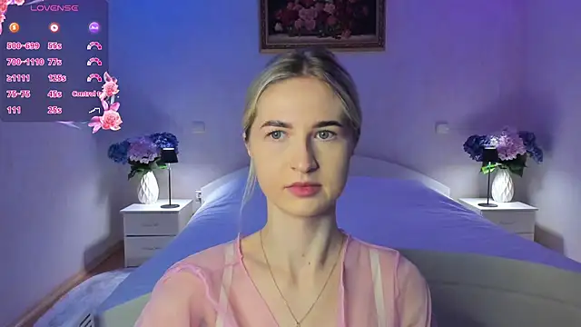 Snapshot of AnnaCarrera chatting on 04/15/26, 07:58 AnnaCarrera online show from 04/15/26, 07:58