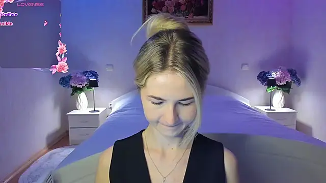 Snapshot of AnnaCarrera chatting on 04/16/26, 09:39 AnnaCarrera online show from 04/16/26, 09:39