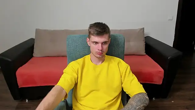 maks wolfis online show from 02/12/25, 03:05