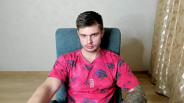 maks wolfis online show from 02/09/26, 09:52