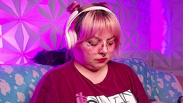 Satyn doll online show from 03/06/26, 12:18