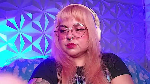 Satyn doll online show from 03/28/26, 09:25