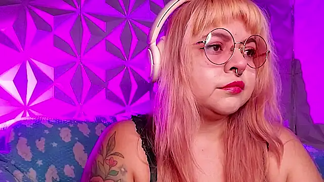 Satyn doll online show from 04/05/26, 10:07