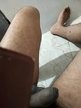 indianguy21 online show from 04/18/26, 07:58