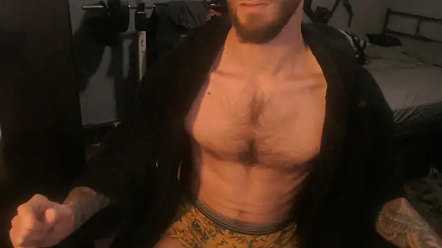 Snapshot of SexxxyLouis chatting on 04/06/26, 07:53 SexxxyLouis online show from 04/06/26, 07:53