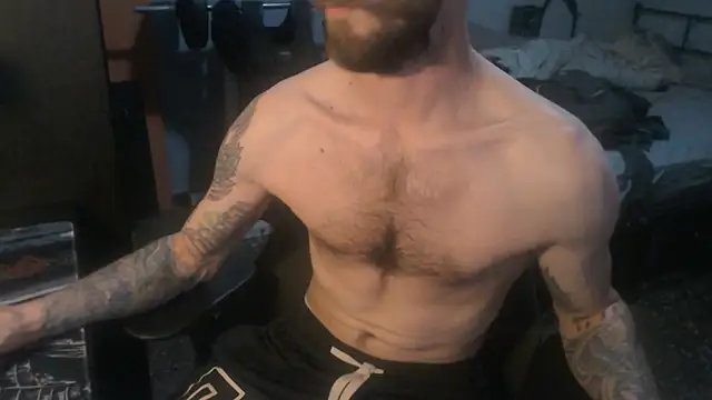 SexxxyLouis online show from 05/04/26, 02:24