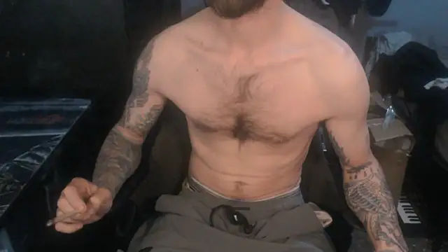 SexxxyLouis online show from 05/17/26, 05:53
