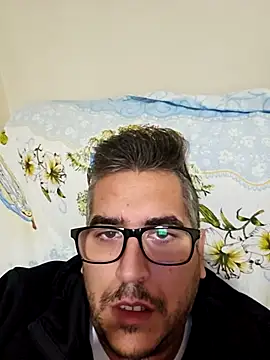 Snapshot of Alex3009 chatting on 01/15/26, 10:42 Alex3009 online show from 01/15/26, 10:42