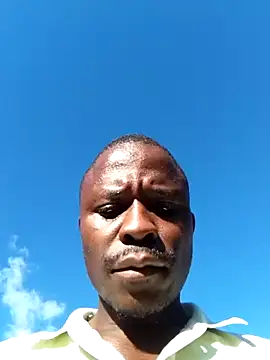 Snapshot of samagira chatting on 04/10/26, 01:49 samagira online show from 04/10/26, 01:49