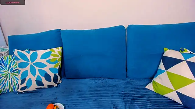 EllenMoore online show from 11/17/25, 03:01