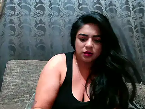 Snapshot of indianishkq7 chatting on 12/22/24, 04:06 indianishkq7 online show from 12/22/24, 04:06