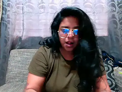 Snapshot of indianishkq7 chatting on 01/20/25, 10:07 indianishkq7 online show from 01/20/25, 10:07