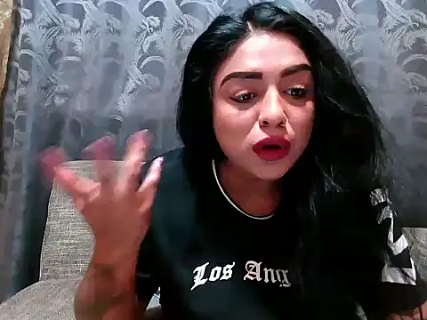 Snapshot of indianishkq7 chatting on 02/01/25, 11:54 indianishkq7 online show from 02/01/25, 11:54