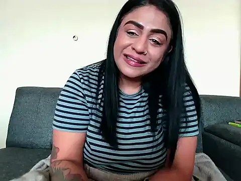 indianishkq7 online show from 07/10/26, 12:30