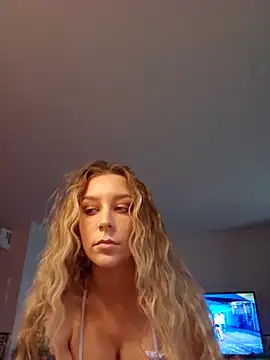 LilyOrion online show from 10/14/25, 06:09