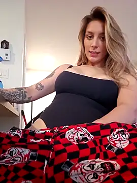 LilyOrion online show from 10/25/25, 06:24