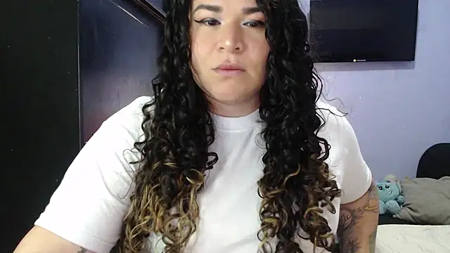 ANGELIQUE KLANE online show from 03/01/25, 04:26