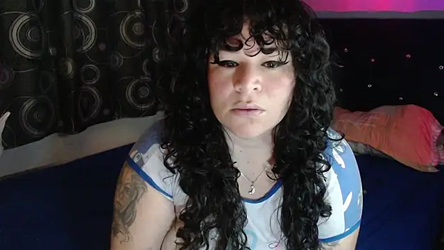 ANGELIQUE KLANE online show from 02/25/26, 04:55