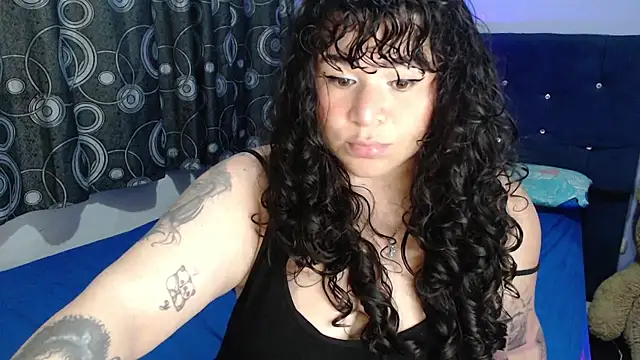 Snapshot of ANGELIQUE_KLANE chatting on 07/11/26, 08:44 ANGELIQUE KLANE online show from 07/11/26, 08:44