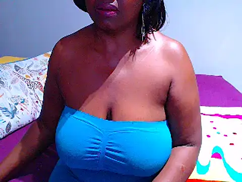 Snapshot of BootyliciousAssxxx chatting on 12/04/24, 12:19 BootyliciousAssxxx online show from 12/04/24, 12:19