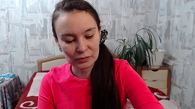 Snapshot of GinaQSoul chatting on 12/13/24, 09:02 GinaQSoul online show from 12/13/24, 09:02