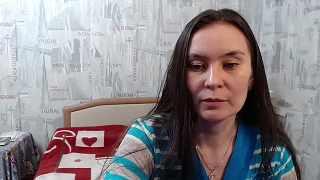 Snapshot of GinaQSoul chatting on 12/16/24, 04:27 GinaQSoul online show from 12/16/24, 04:27