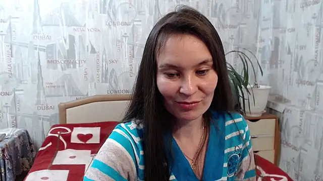 Snapshot of GinaQSoul chatting on 12/16/24, 07:32 GinaQSoul online show from 12/16/24, 07:32