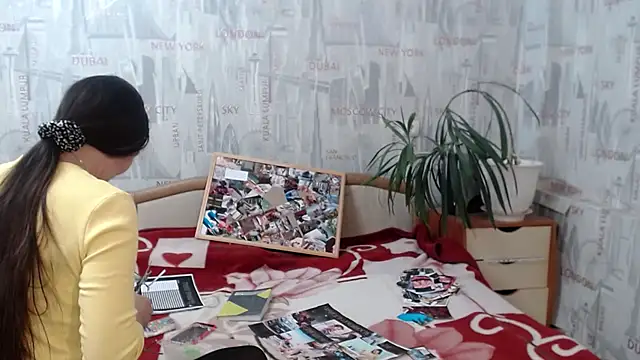 Snapshot of GinaQSoul chatting on 12/19/24, 02:46 GinaQSoul online show from 12/19/24, 02:46