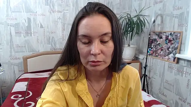 Snapshot of GinaQSoul chatting on 02/18/25, 08:38 GinaQSoul online show from 02/18/25, 08:38