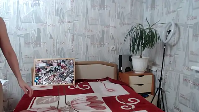 Snapshot of GinaQSoul chatting on 02/26/25, 04:45 GinaQSoul online show from 02/26/25, 04:45