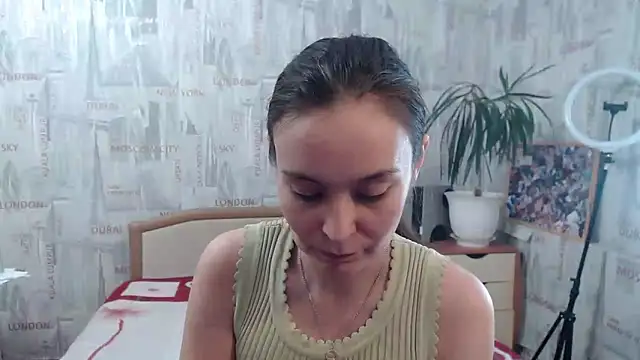 Snapshot of GinaQSoul chatting on 03/21/25, 06:38 GinaQSoul online show from 03/21/25, 06:38