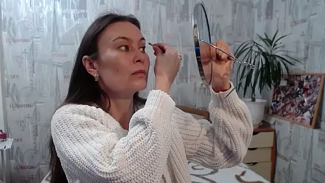 Snapshot of GinaQSoul chatting on 09/20/25, 10:49 GinaQSoul online show from 09/20/25, 10:49