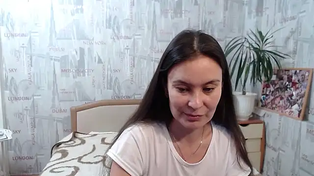 Snapshot of GinaQSoul chatting on 09/27/25, 11:04 GinaQSoul online show from 09/27/25, 11:04