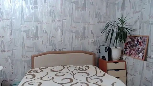 Snapshot of GinaQSoul chatting on 10/03/25, 09:39 GinaQSoul online show from 10/03/25, 09:39