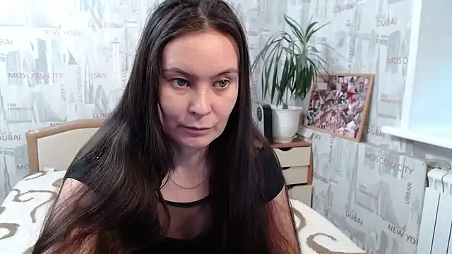 GinaQSoul online show from 12/01/25, 10:42