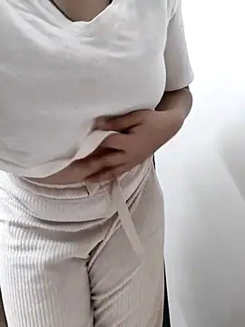 Snapshot of MumbaiMaskGirl chatting on 03/03/25, 07:39 MumbaiMaskGirl online show from 03/03/25, 07:39