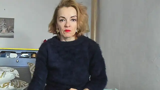 Snapshot of KateConner chatting on 02/23/25, 09:33 KateConner online show from 02/23/25, 09:33